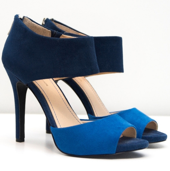 BCBG pumps - Picture 7 of 8